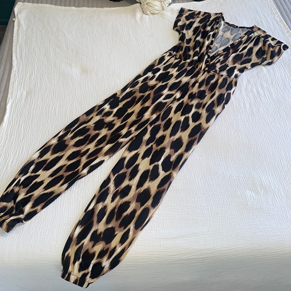 An amazing leopard print jumpsuit. So comfy